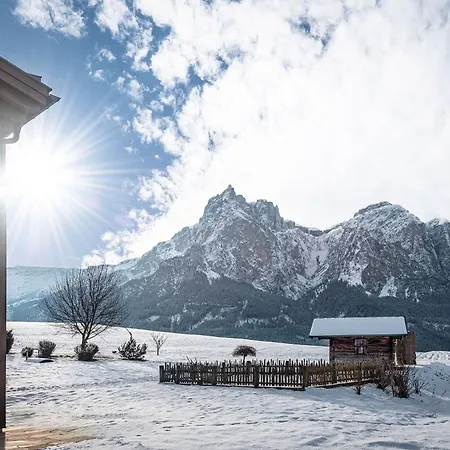 Aparthotel Krahof Dolomites - Urlaub Auf Dem Bauernhof *