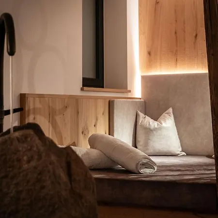 Aparthotel Krahof Dolomites - Urlaub Auf Dem Bauernhof Castelrotto