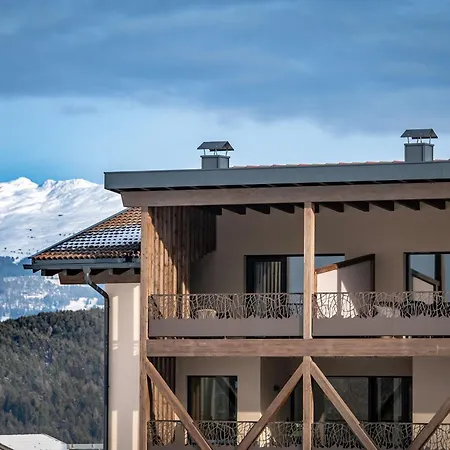Krahof Dolomites - Urlaub Auf Dem Bauernhof Aparthotel Castelrotto