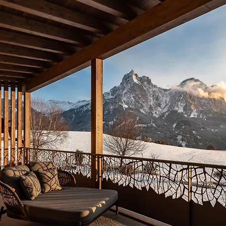 Krahof Dolomites - Urlaub Auf Dem Bauernhof Aparthotel Castelrotto