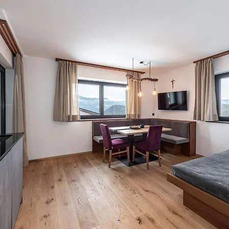 Krahof Dolomites - Urlaub Auf Dem Bauernhof Aparthotel *