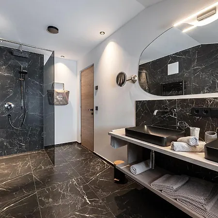 Krahof Dolomites - Urlaub Auf Dem Bauernhof Aparthotel Castelrotto